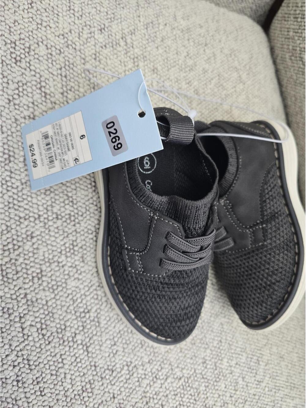 Size six brand new toddler shoes from target.Item 269 bin 20